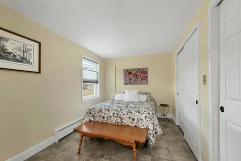 1783 Parade Road Laconia NH 03246