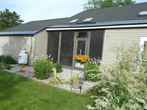 1783 Parade Road Laconia NH 03246