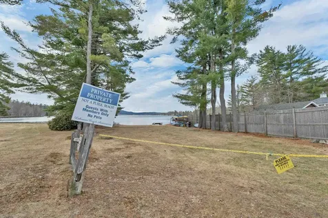 1783 Parade Road Laconia NH 03246
