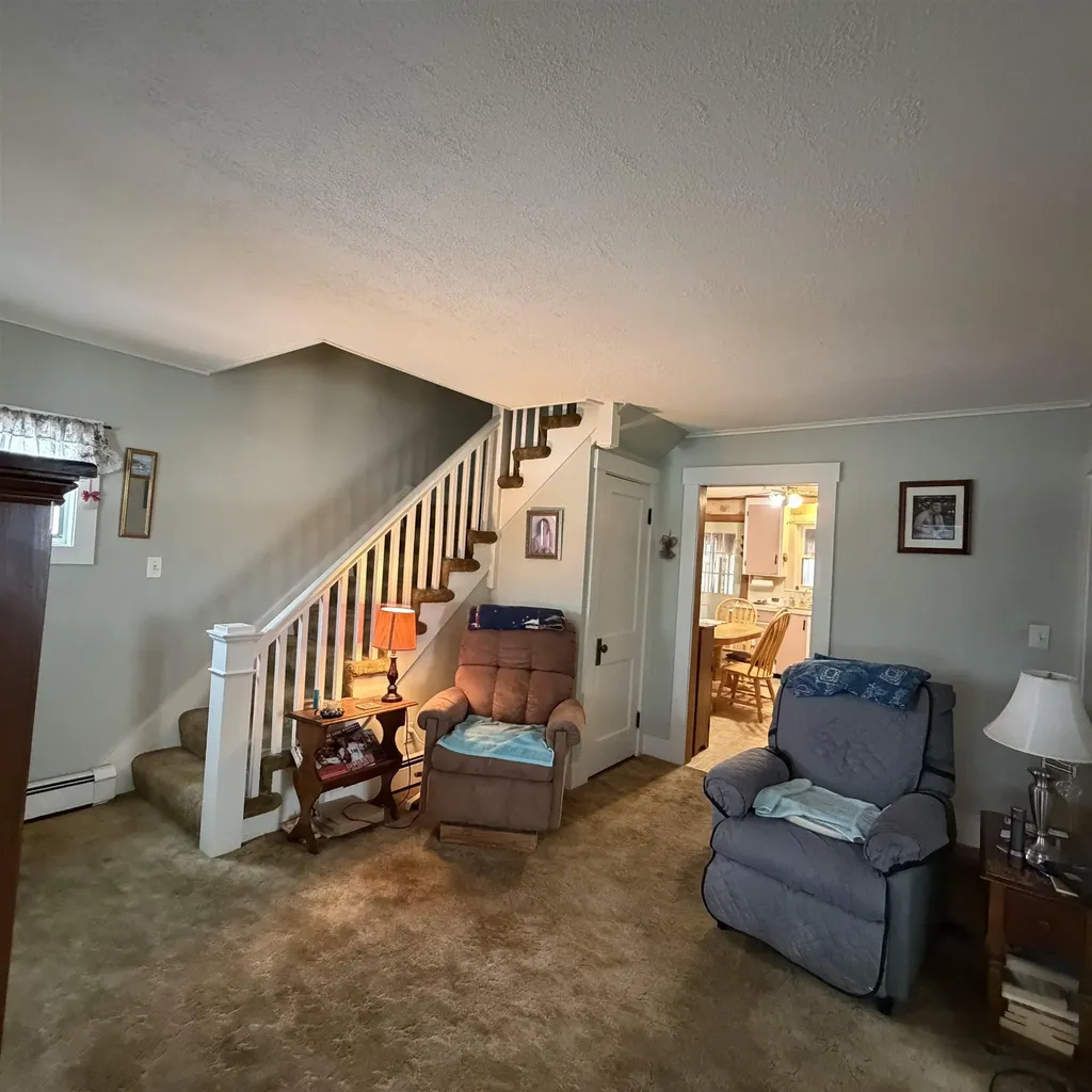 10 Willey Street Rochester NH 03867