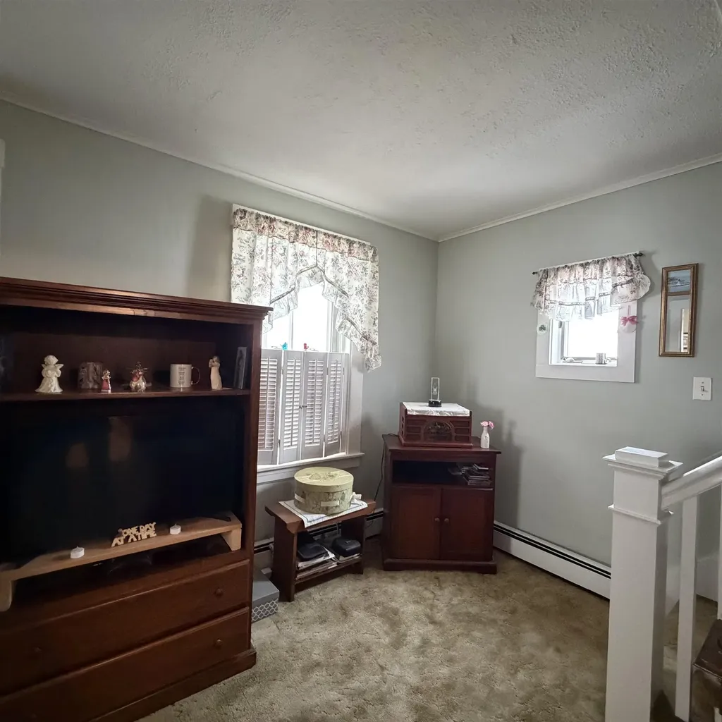 10 Willey Street Rochester NH 03867