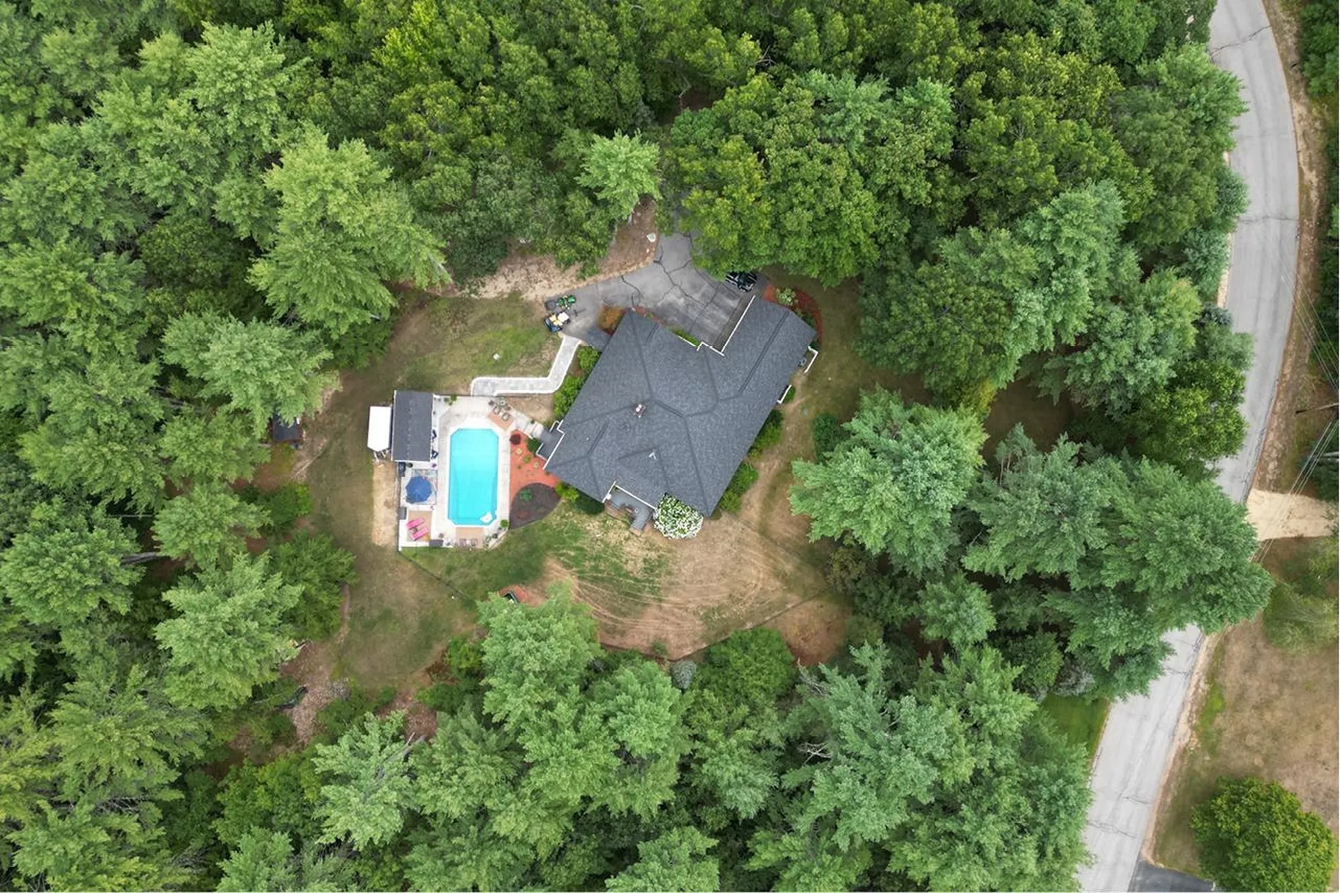 53 Meadow Fox Lane Chester NH 03036