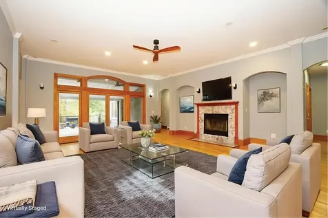 53 Meadow Fox Lane Chester NH 03036