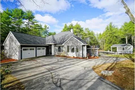 53 Meadow Fox Lane Chester NH 03036