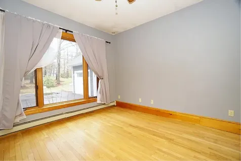 53 Meadow Fox Lane Chester NH 03036