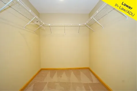 53 Meadow Fox Lane Chester NH 03036