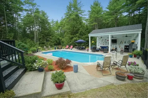 53 Meadow Fox Lane Chester NH 03036