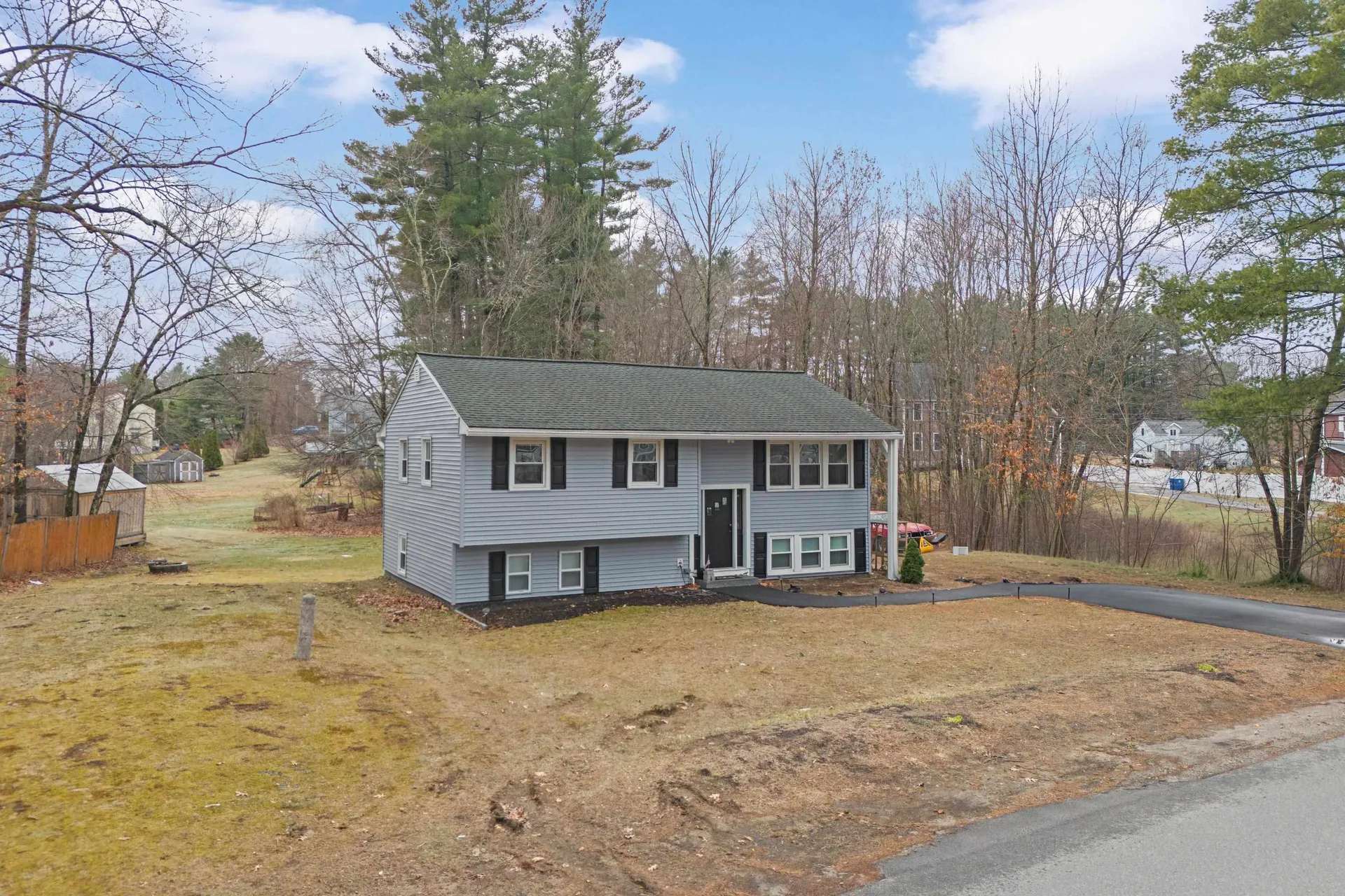 9 Gamache Road Derry NH 03038