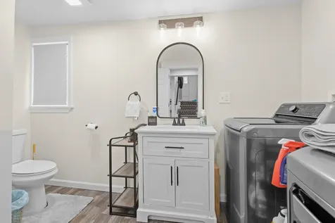9 Gamache Road Derry NH 03038