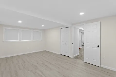 9 Gamache Road Derry NH 03038