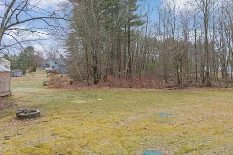 9 Gamache Road Derry NH 03038