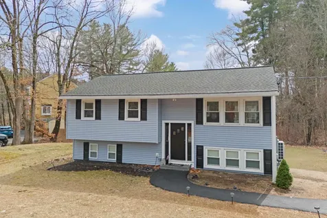 9 Gamache Road Derry NH 03038