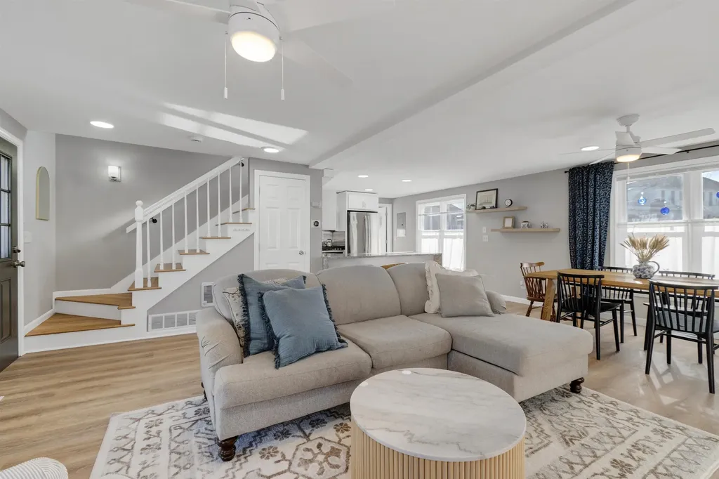 9A N Street Hampton NH 03842