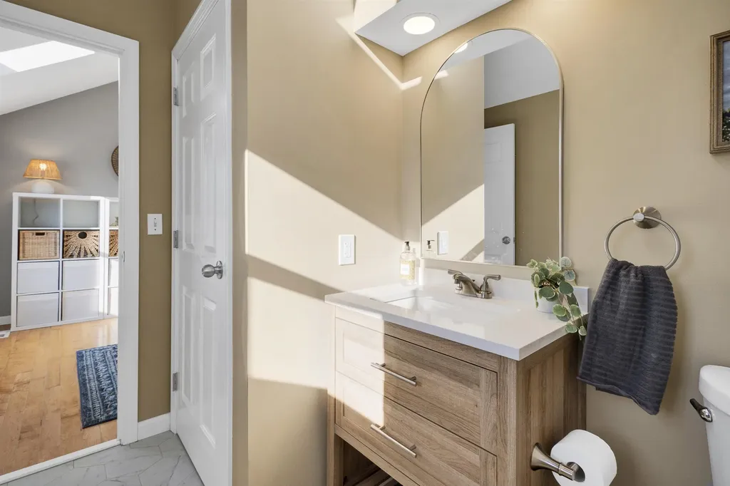 9A N Street Hampton NH 03842