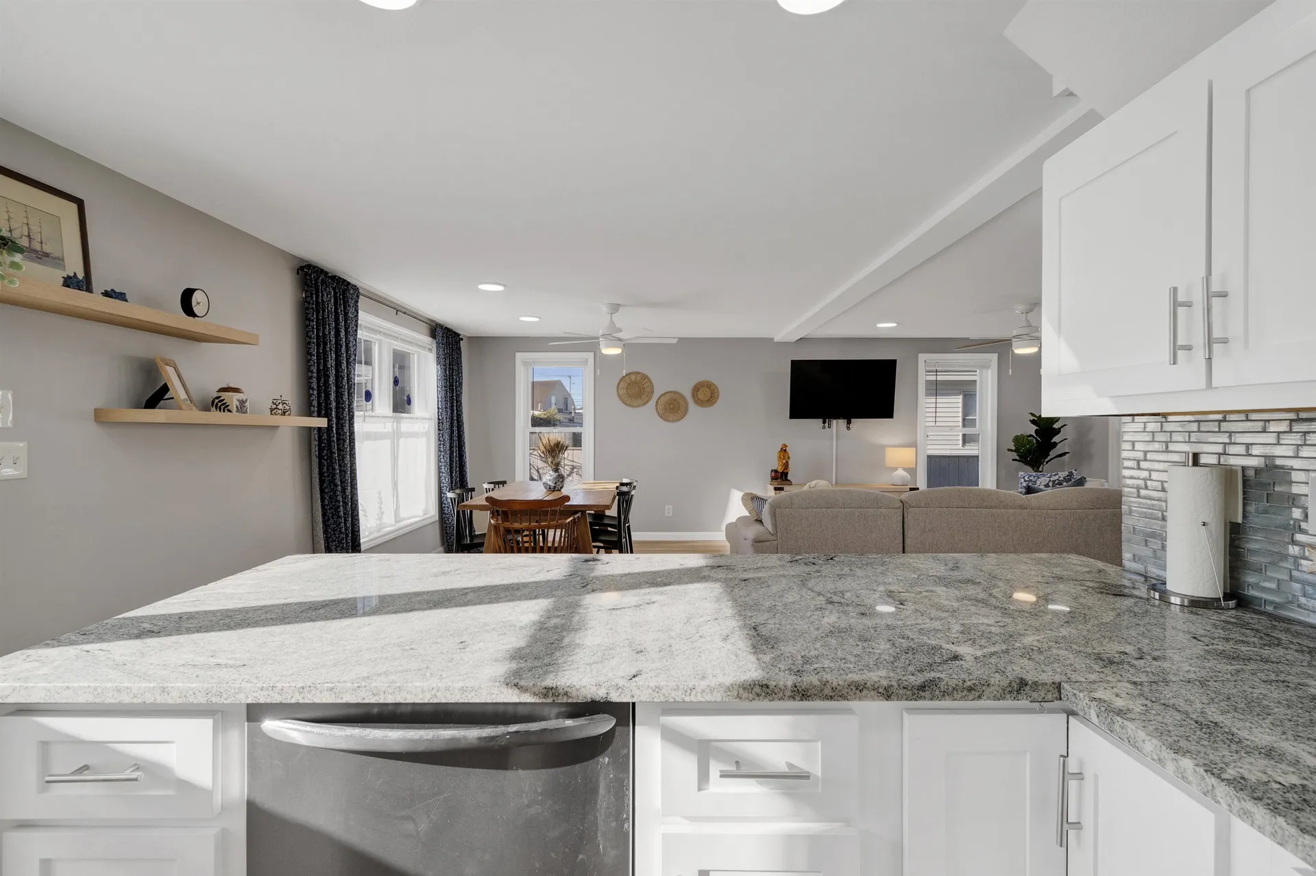 9A N Street Hampton NH 03842