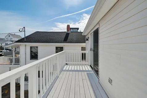 9A N Street Hampton NH 03842