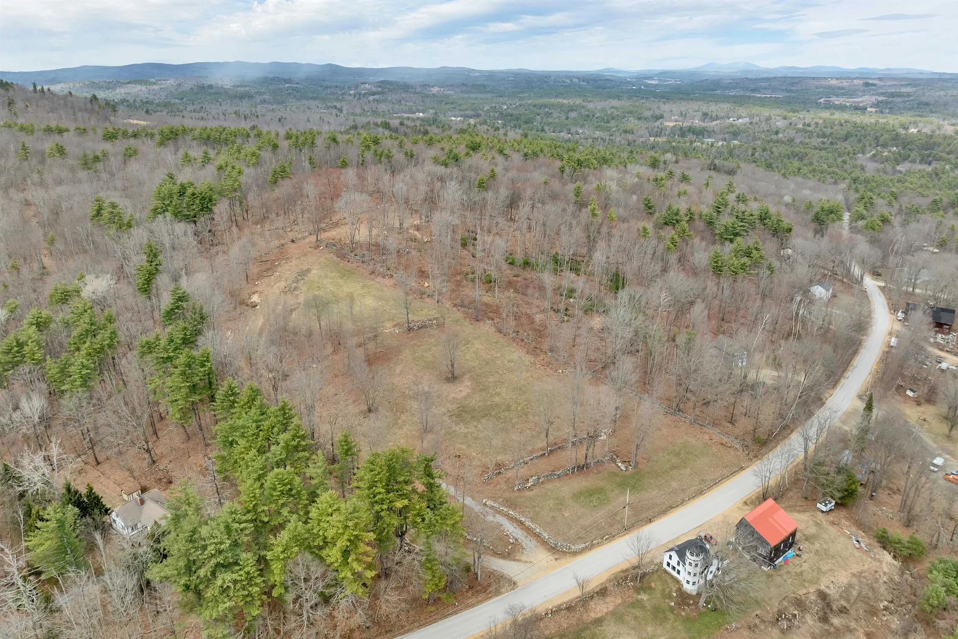 7298 Oak Hill Road Loudon NH 03307