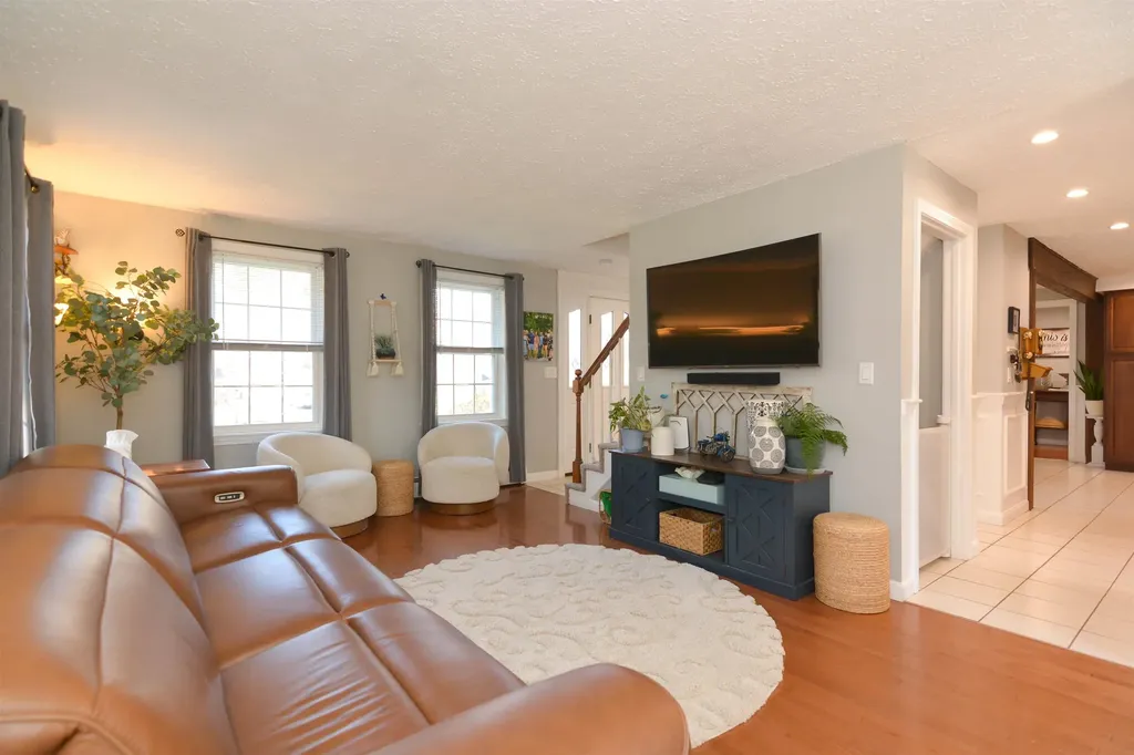 10 Whidden Lane Litchfield NH 03052