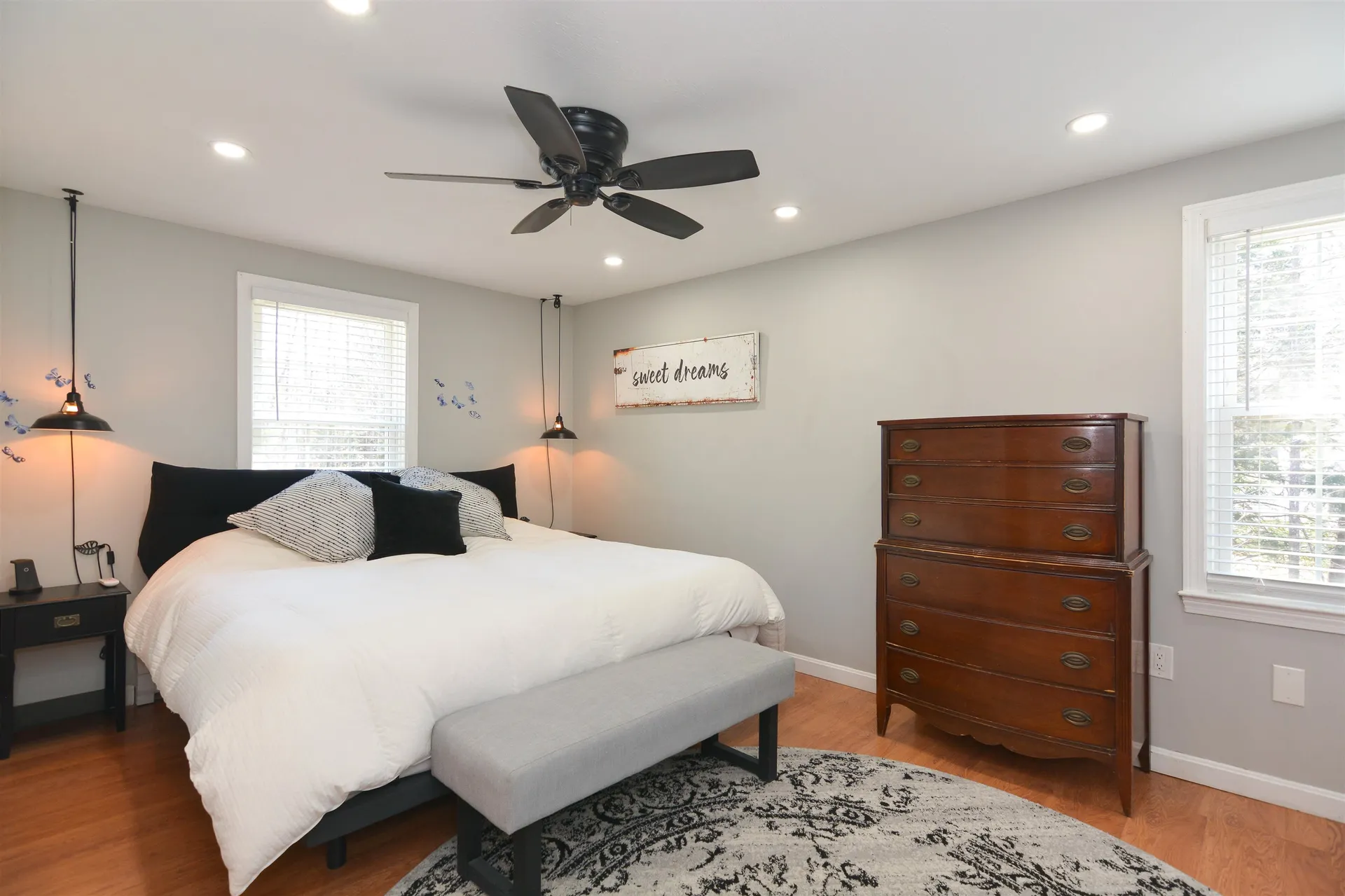 10 Whidden Lane Litchfield NH 03052