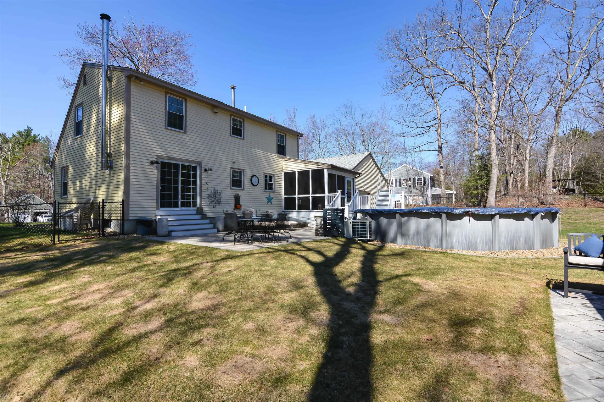 10 Whidden Lane Litchfield NH 03052