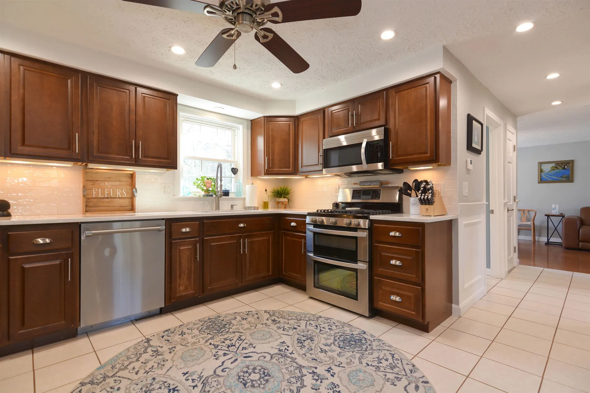 10 Whidden Lane Litchfield NH 03052