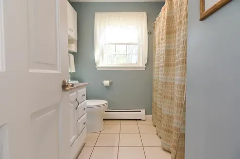 10 Whidden Lane Litchfield NH 03052