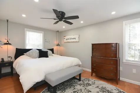 10 Whidden Lane Litchfield NH 03052