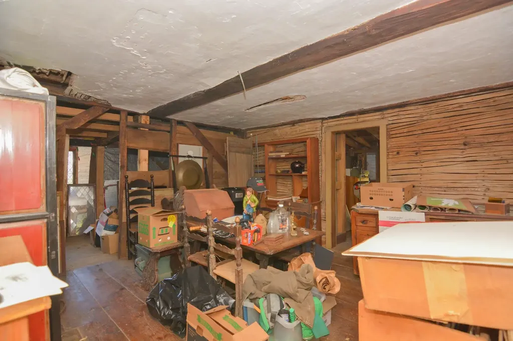 42 Bear Hill Road Newton NH 03858