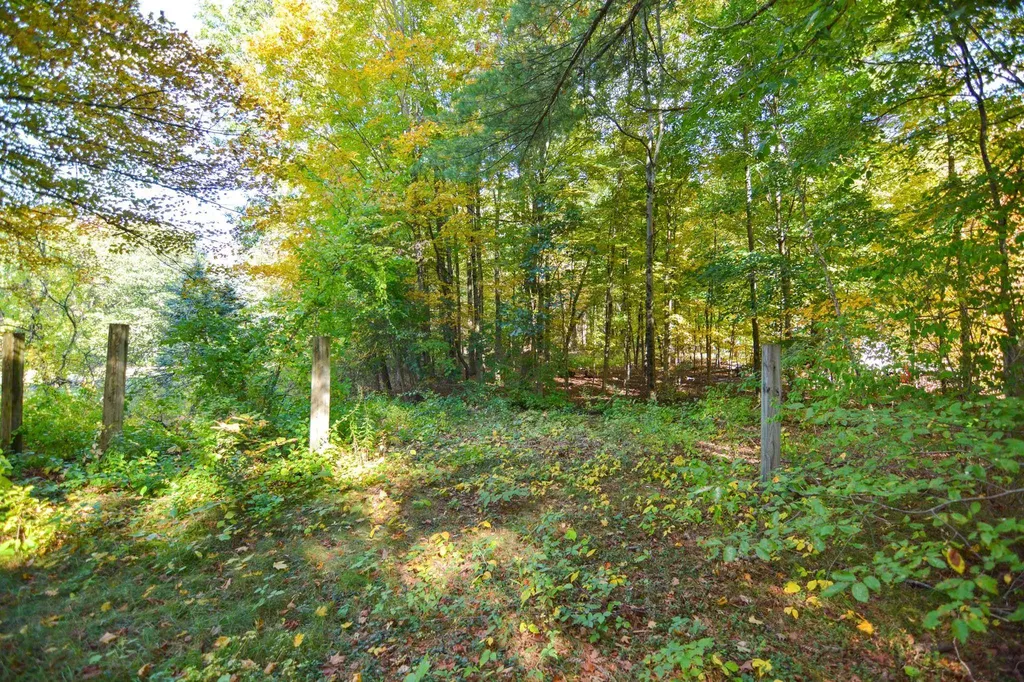 42 Bear Hill Road Newton NH 03858