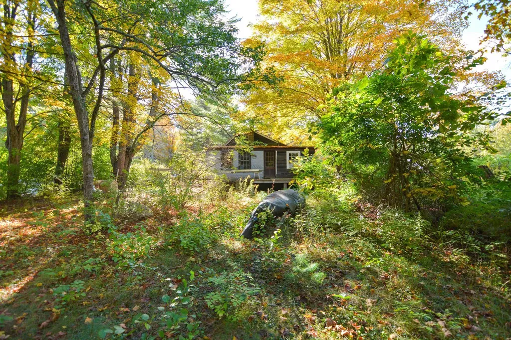 42 Bear Hill Road Newton NH 03858