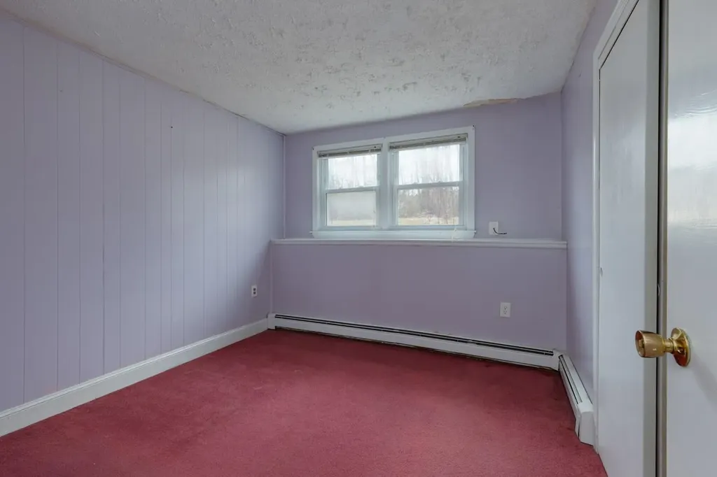 3 Ski Doo Lane Deerfield NH 03037