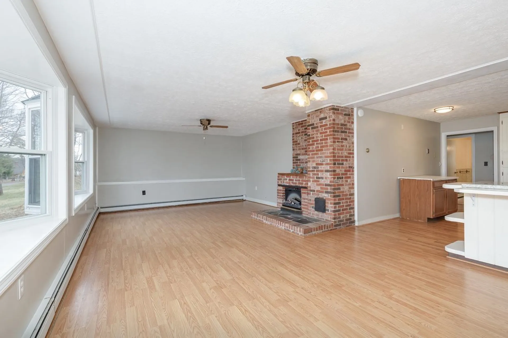 3 Ski Doo Lane Deerfield NH 03037