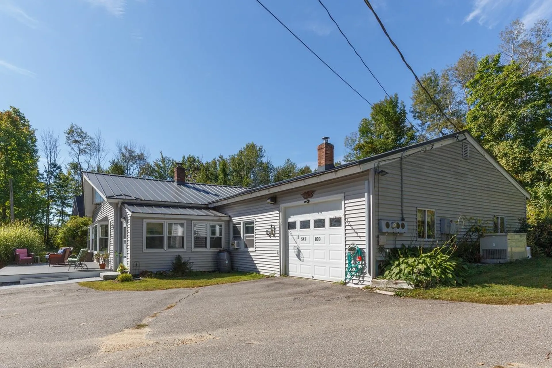 3 Ski Doo Lane Deerfield NH 03037