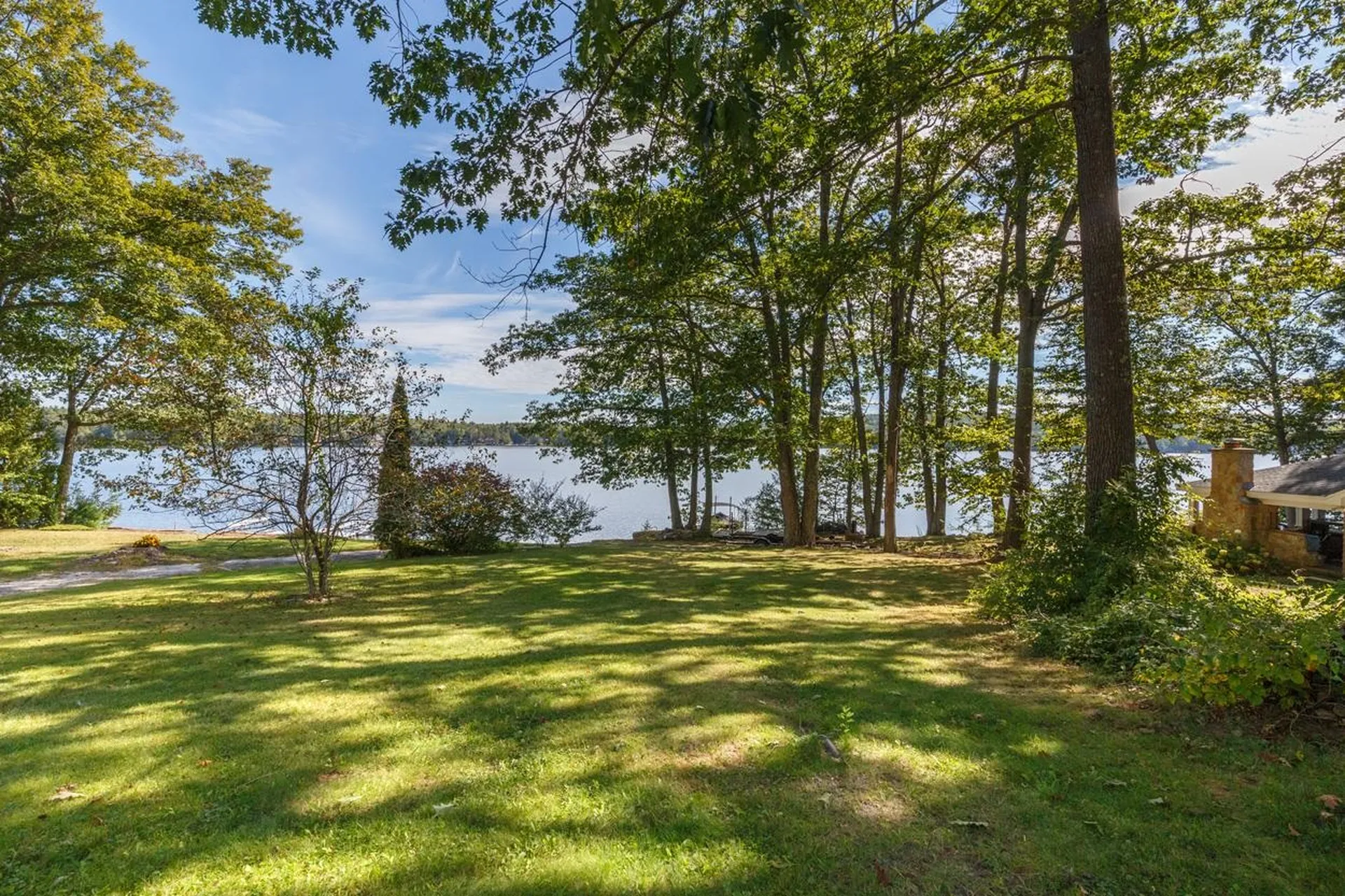 3 Ski Doo Lane Deerfield NH 03037