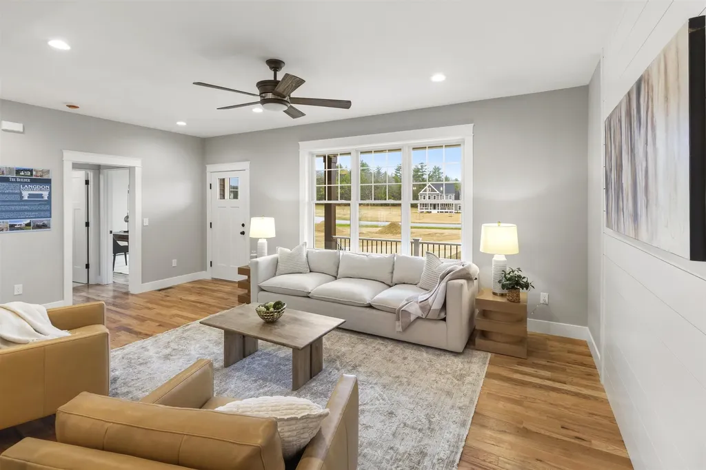 8 Stone Creek Drive Brentwood NH 03833