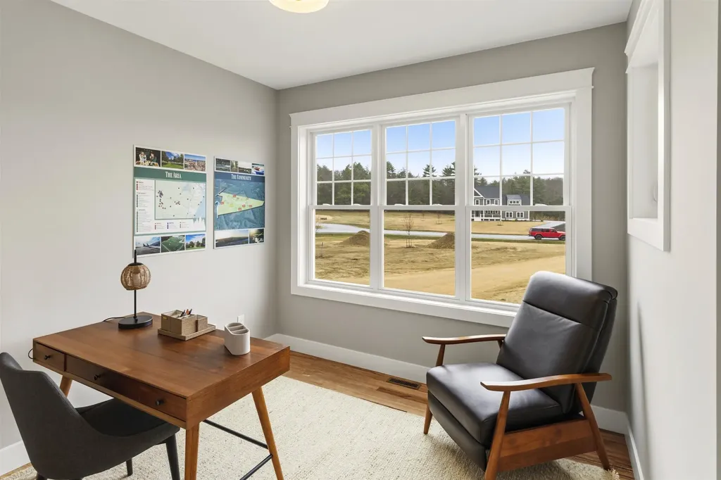 8 Stone Creek Drive Brentwood NH 03833