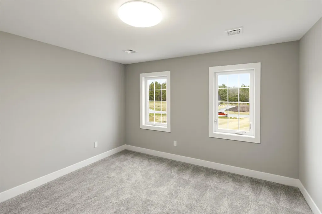 8 Stone Creek Drive Brentwood NH 03833