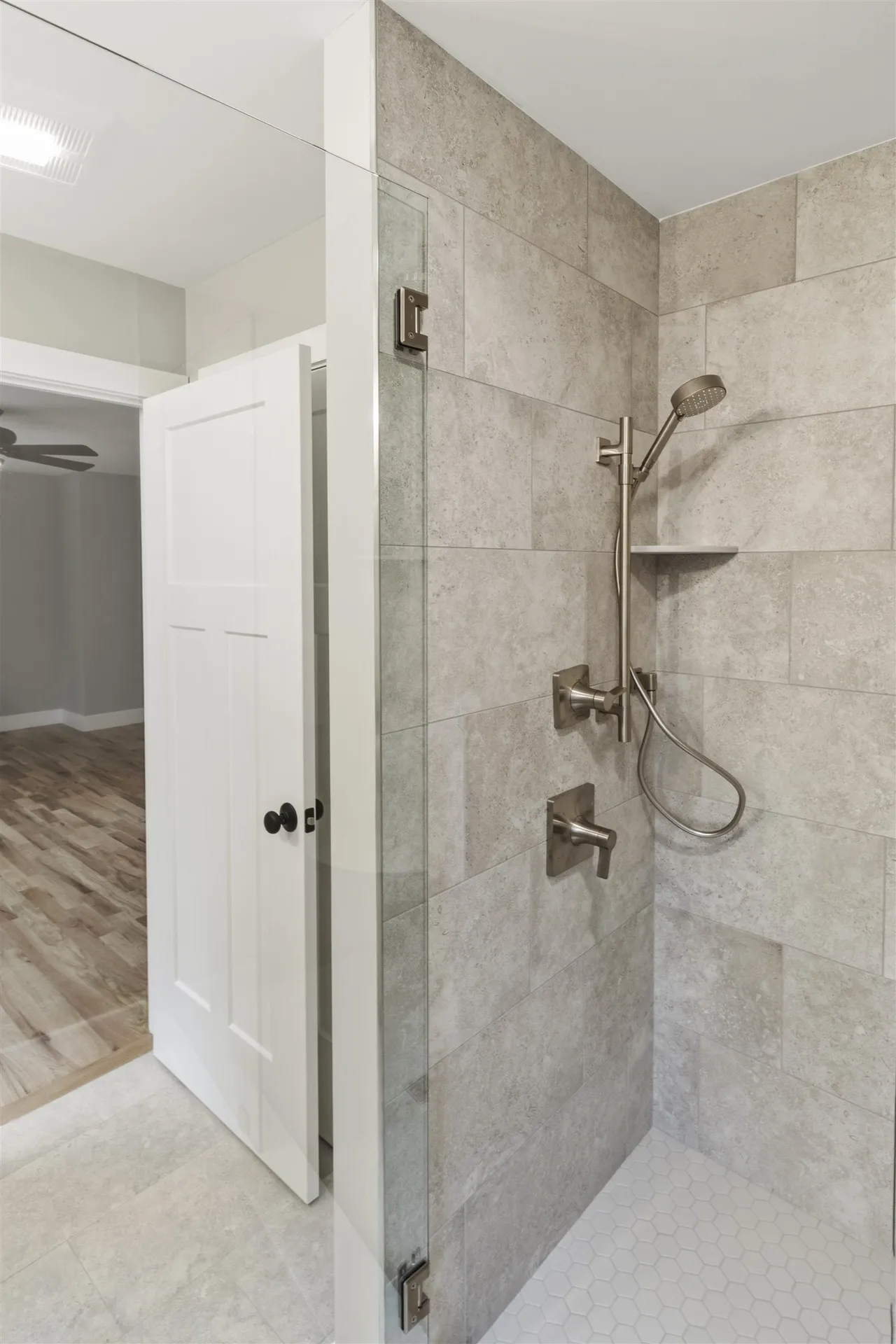 8 Stone Creek Drive Brentwood NH 03833