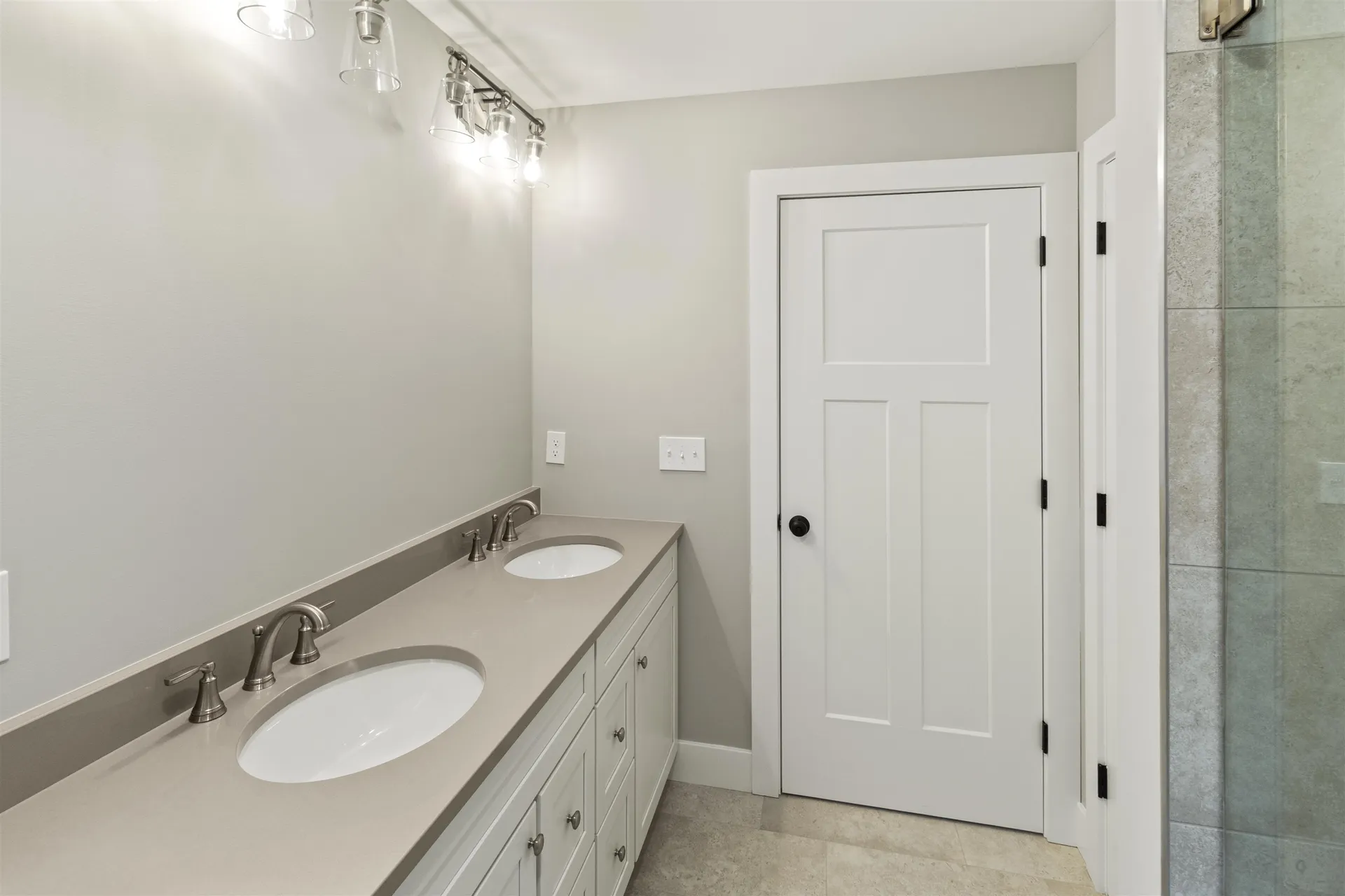 8 Stone Creek Drive Brentwood NH 03833