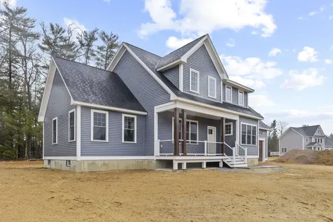 8 Stone Creek Drive Brentwood NH 03833
