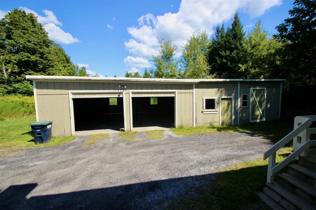 72 Crosstown Road Berlin VT 05602