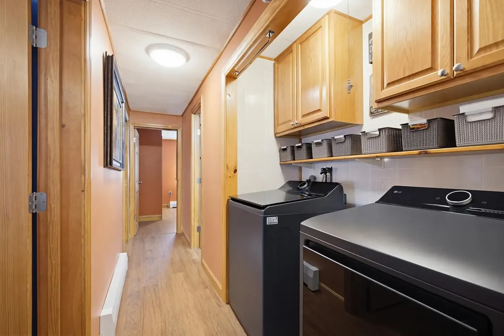 129 Brady Circle Manchester NH 03109