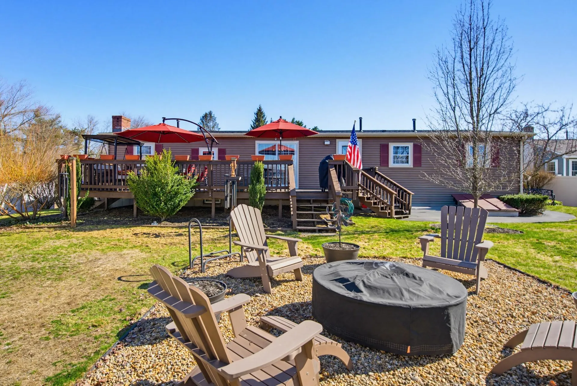 129 Brady Circle Manchester NH 03109