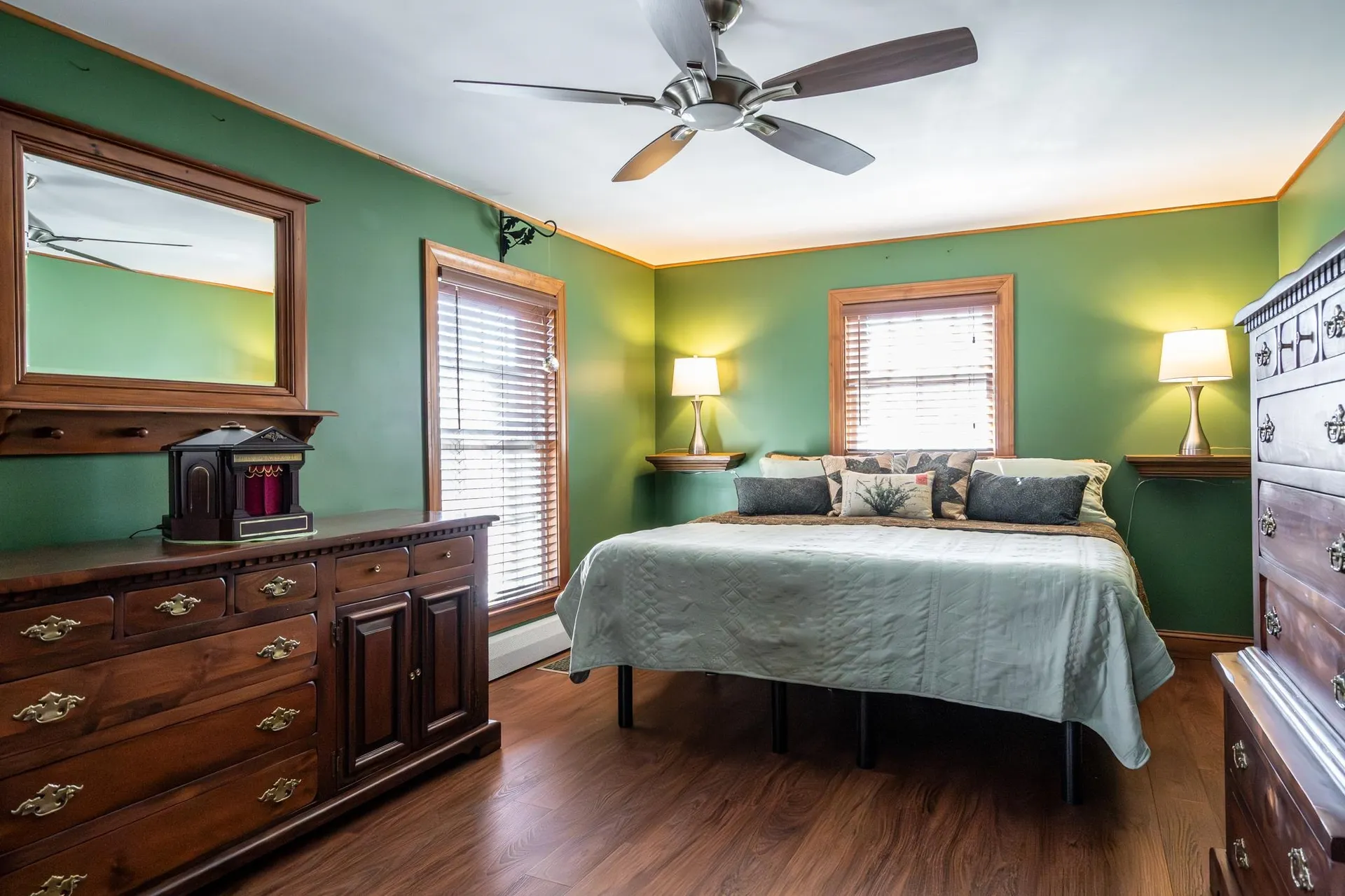 129 Brady Circle Manchester NH 03109