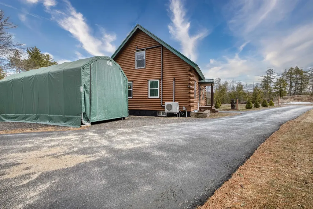 415 Gold Coast Drive Wakefield NH 03830