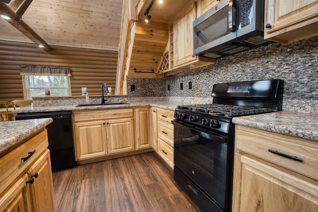 415 Gold Coast Drive Wakefield NH 03830