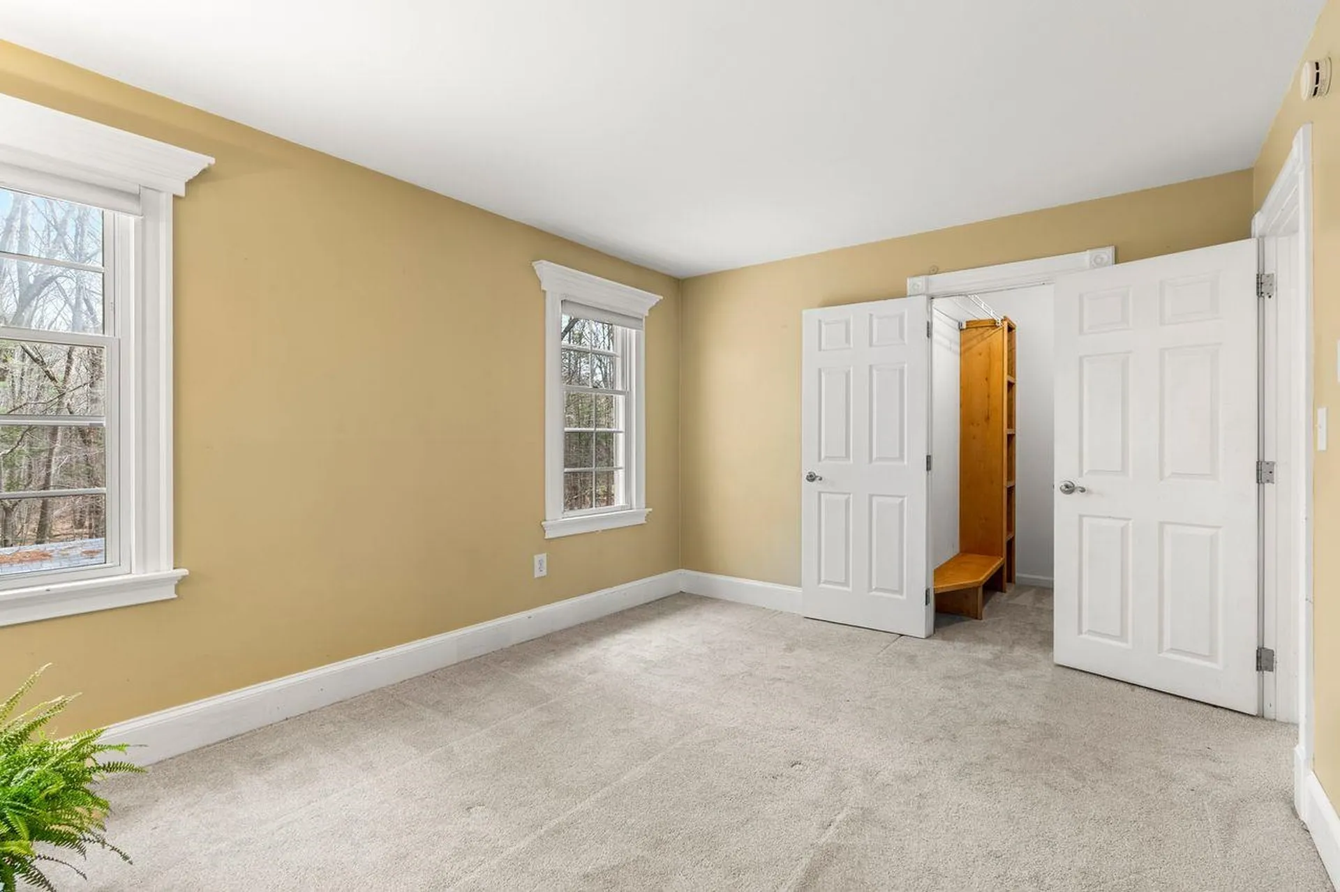 99 Winnicutt Road Stratham NH 03885