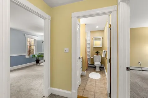 99 Winnicutt Road Stratham NH 03885