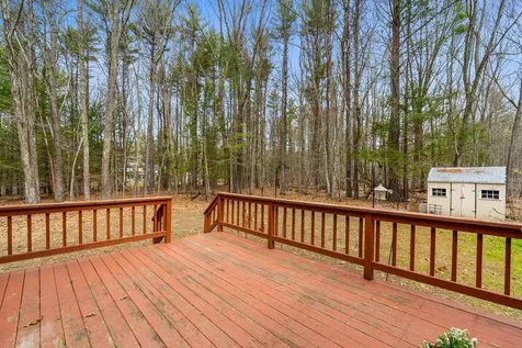 99 Winnicutt Road Stratham NH 03885