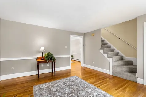 99 Winnicutt Road Stratham NH 03885